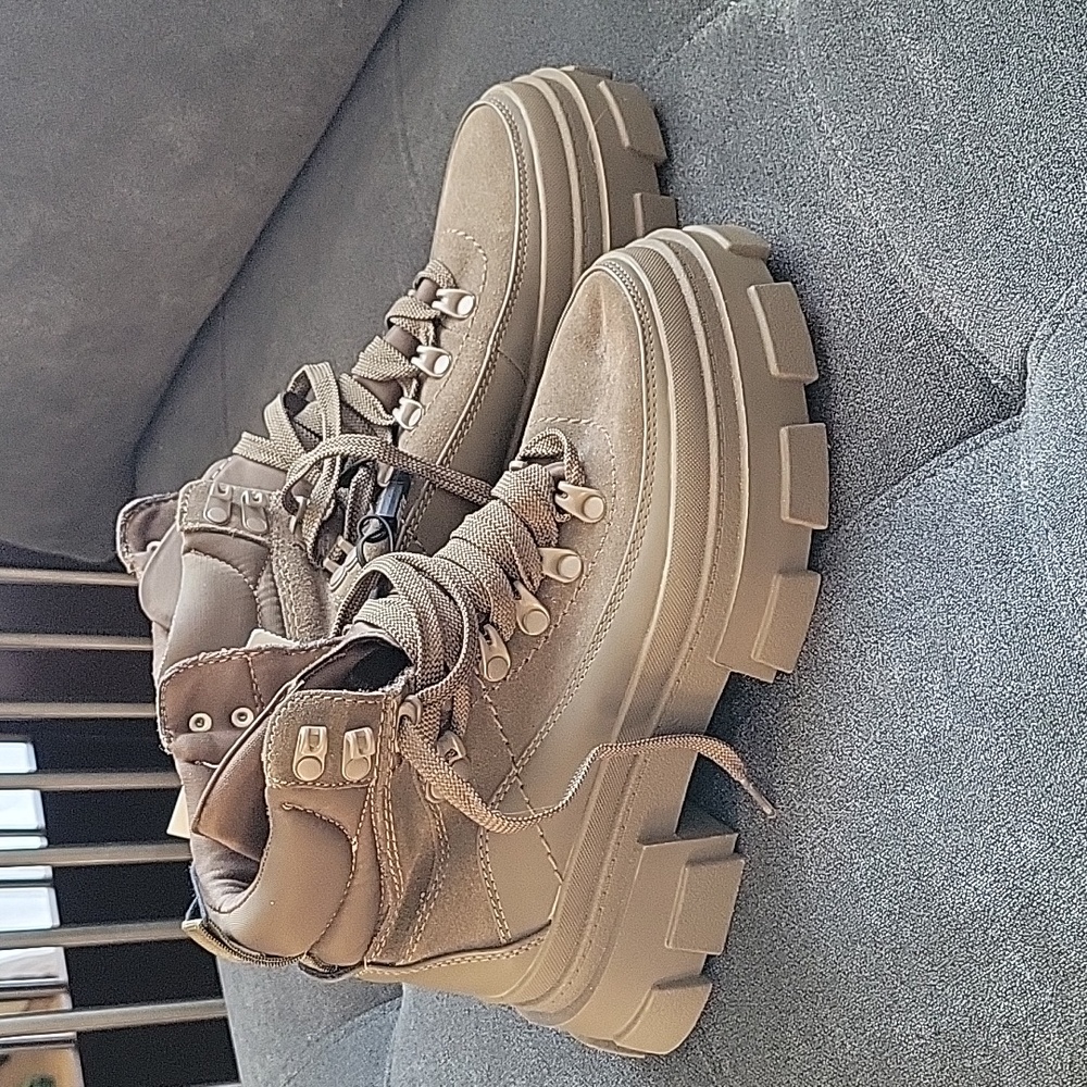 Zara boots